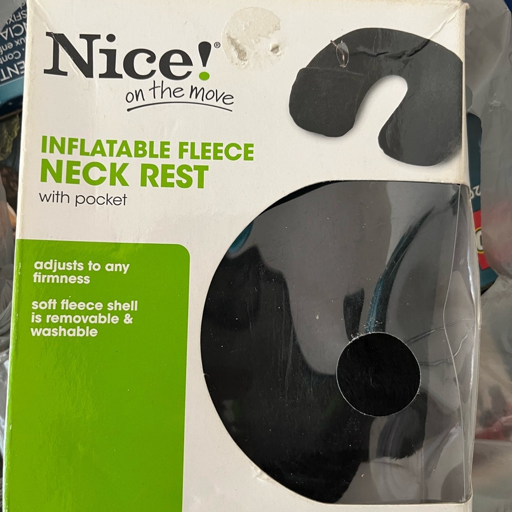 Nice! Inflatable Fleece Neck Rest